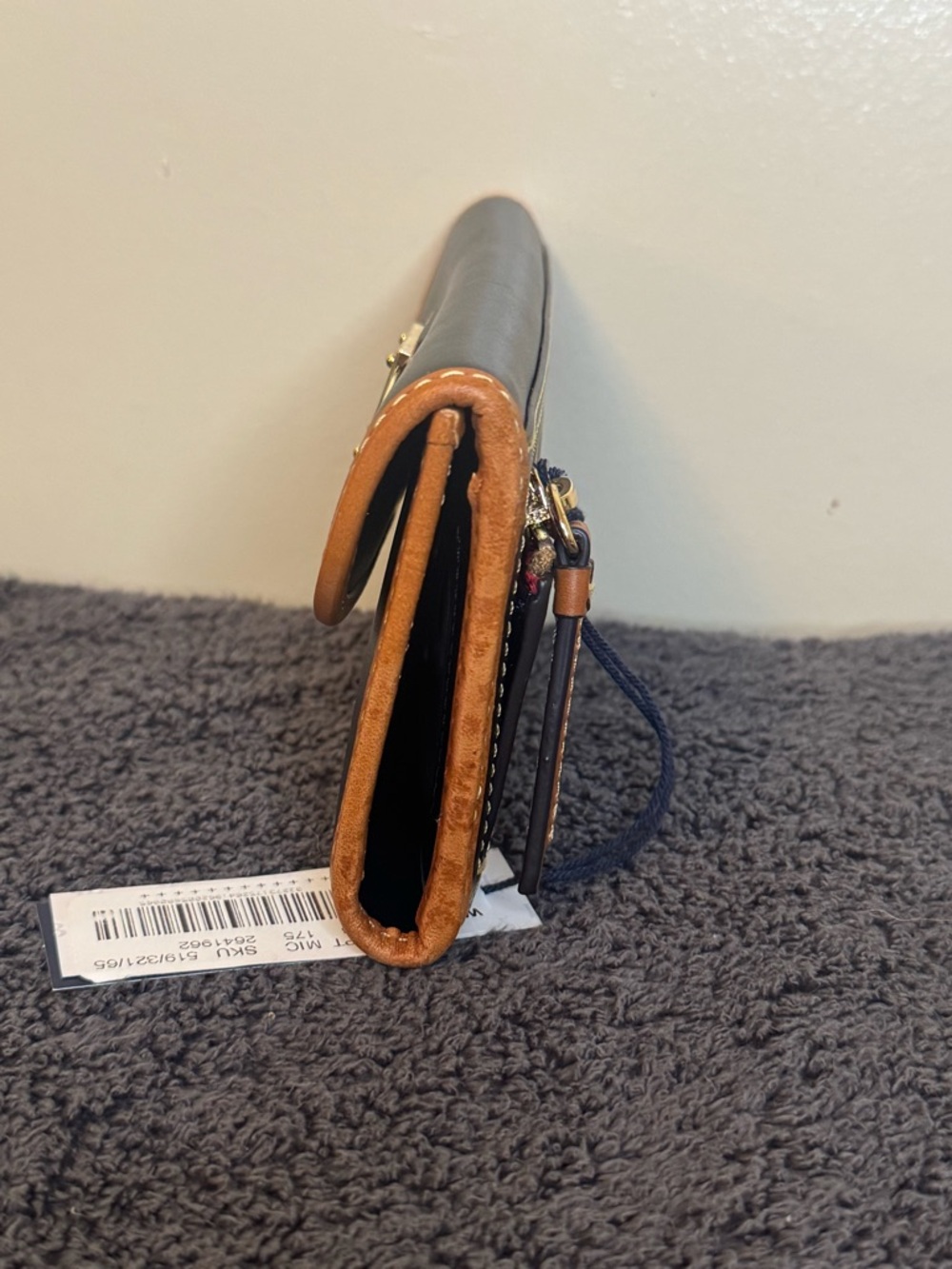Dooney & Bourke Wexford Leather Continental Clutch – Midnight Blue - Picture 4 of 8